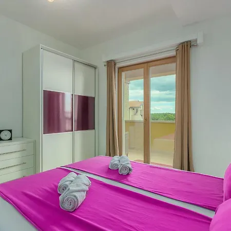 Mala Сasa de vacaciones *