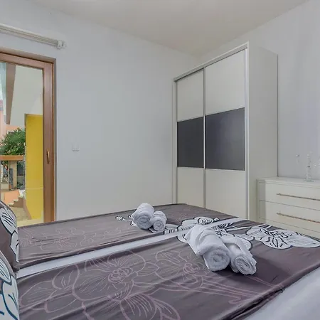 Mala Dom wakacyjny *